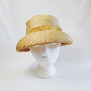Vintage Hat, 1960s High Fashion Style Hat